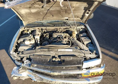 2000 Chevrolet S-10 Ls z USA, uszkodzony, nr VIN 1GCCS19W2Y8229958